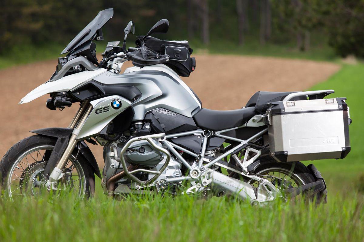 Gs1200 5. BMW R 1200 GS 2022. BMW r1200gs Adventure. БМВ r1200gs 2004. BMW r1200gs худой.