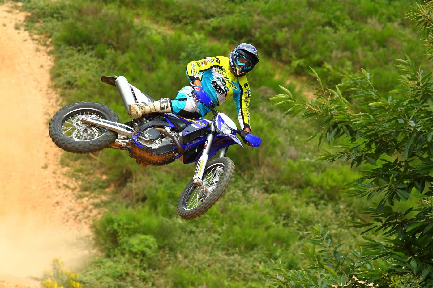 Hard enduro