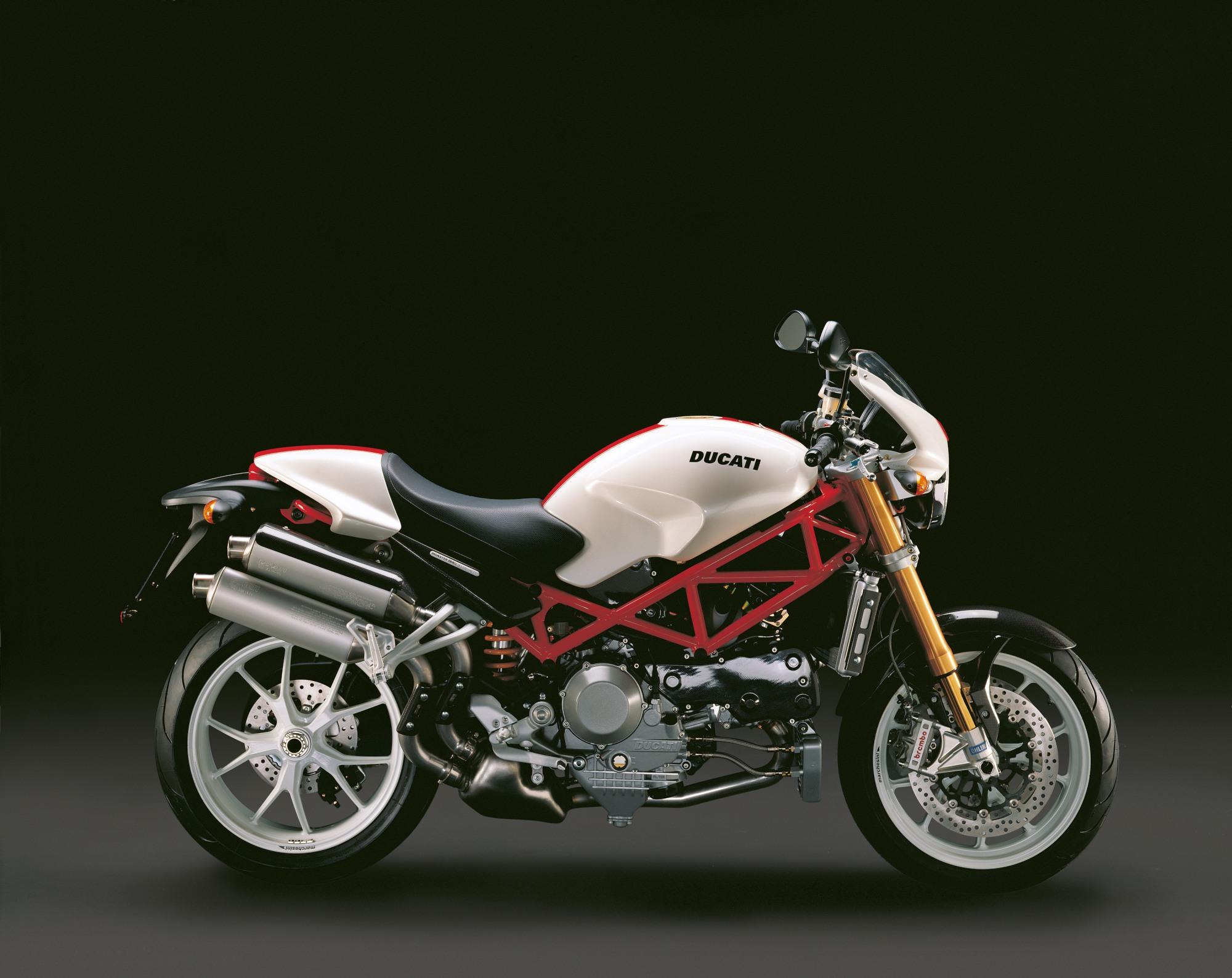 R 4 s. Ducati Monster s4. Дукати монстр s4r. Ducati Monster s4r Testastretta. Мотоцикл Ducati Monster s4.