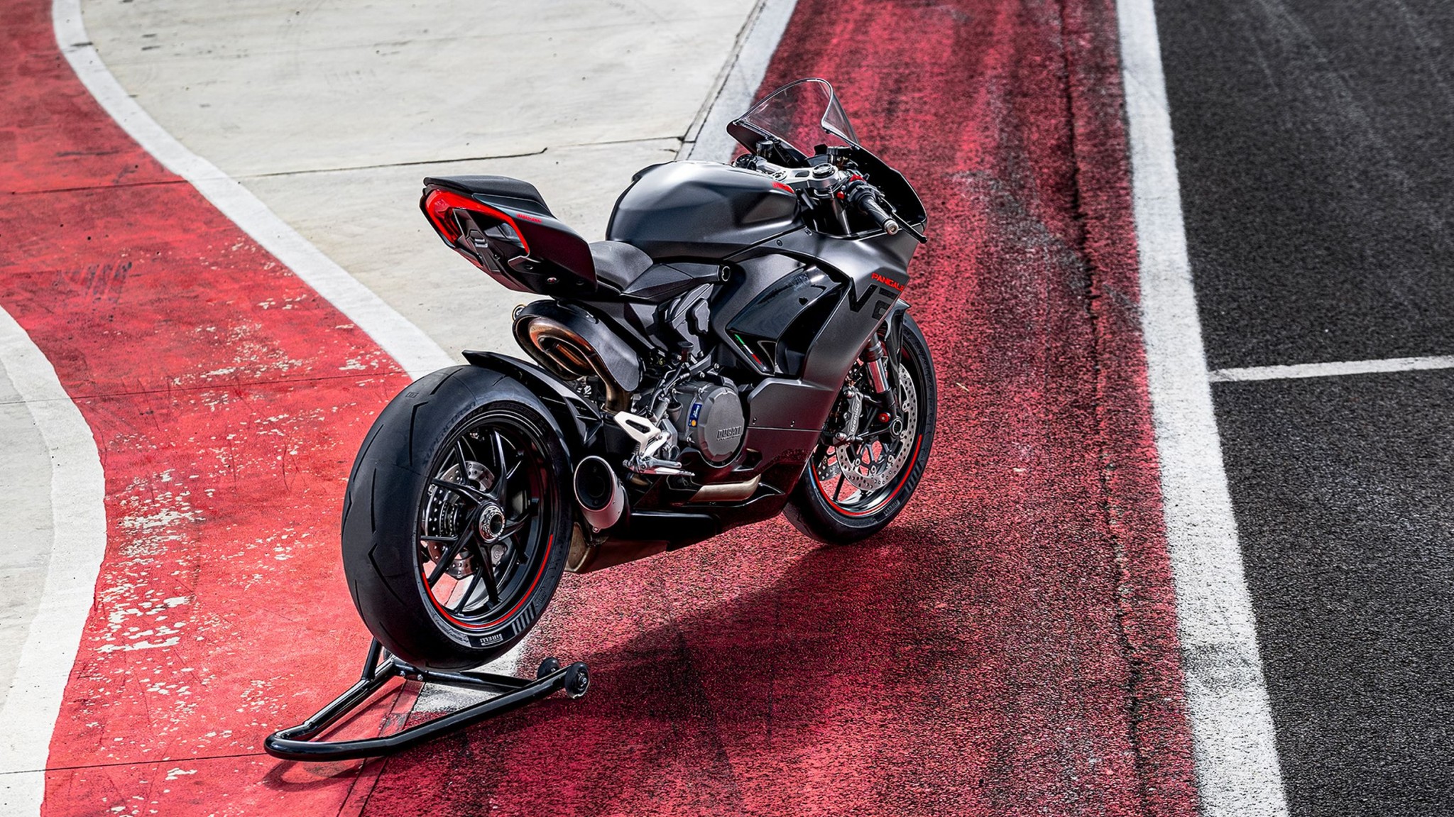 Ducati Panigale V2 2024 in Black on Black