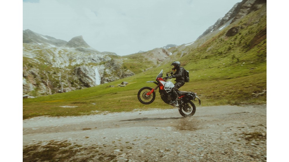 Ducati DesertX Rally - Image 12