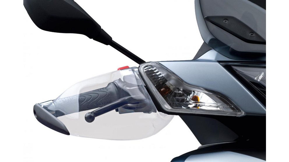 Piaggio MP3 300 i.e.Yourban LT - Imagem 13