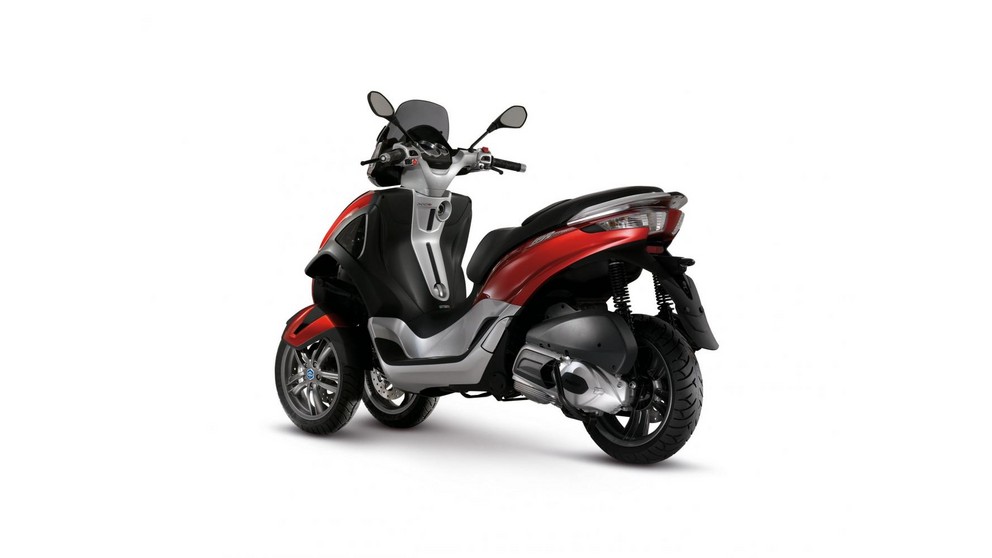 Piaggio MP3 300 i.e.Yourban LT - Imagen 18