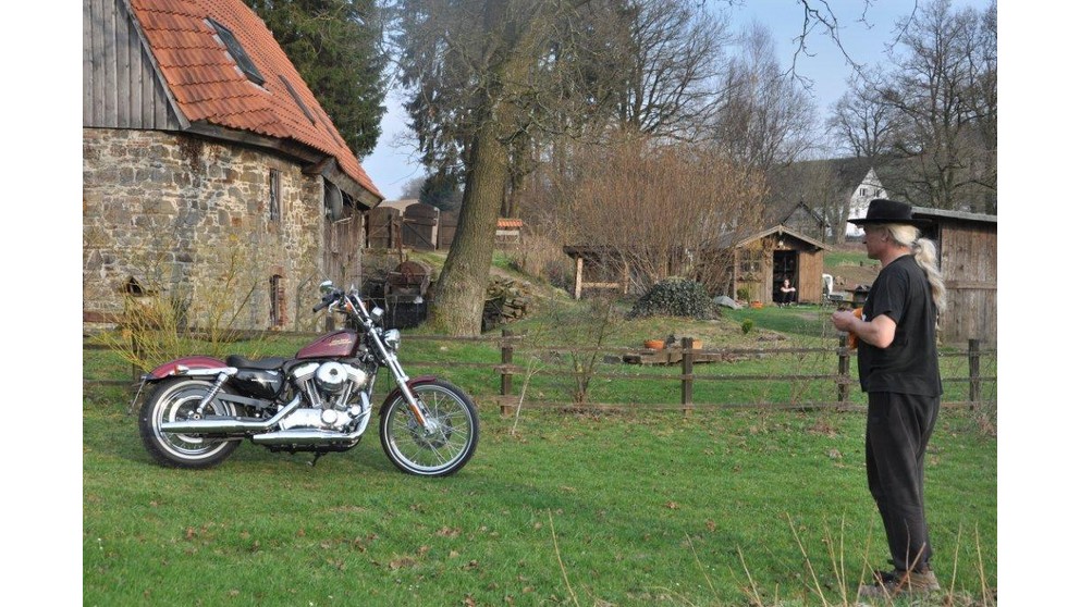 Harley-Davidson Sportster XL 1200 V Seventy-Two - Obrázok 18
