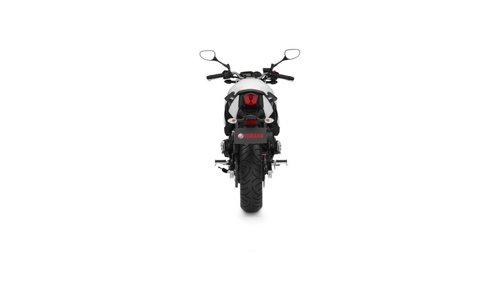 Yamaha XJ6 - Image 21