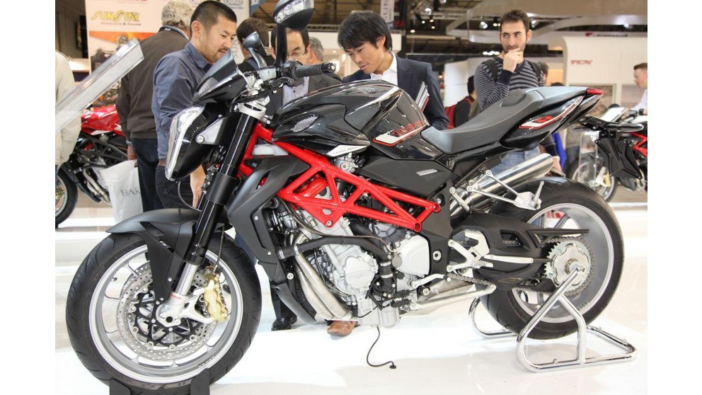 MV Agusta Brutale 1090 R - Obrázok 16