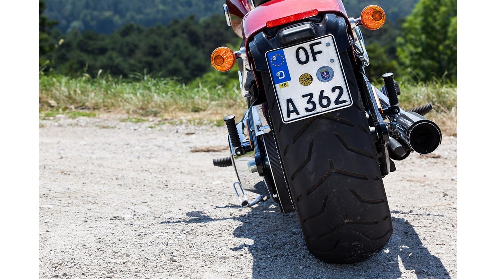 Harley-Davidson CVO Breakout FXSBSE - Imagem 15