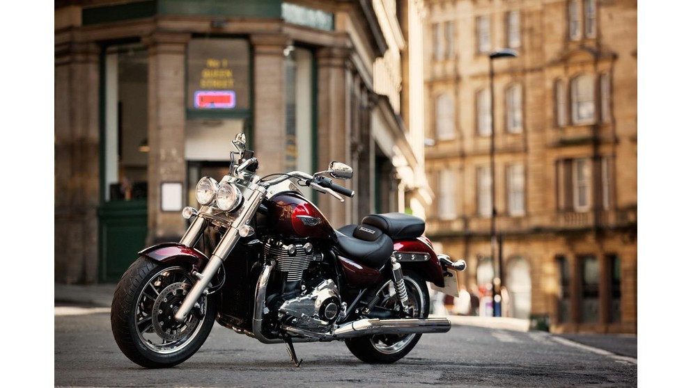 Triumph Thunderbird - Image 15