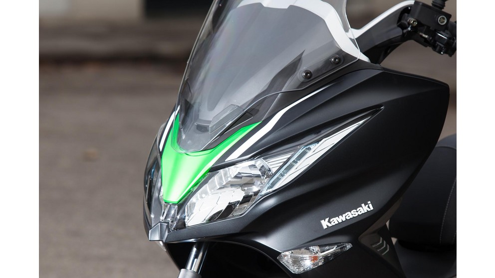 Kawasaki J300 - Слика 22