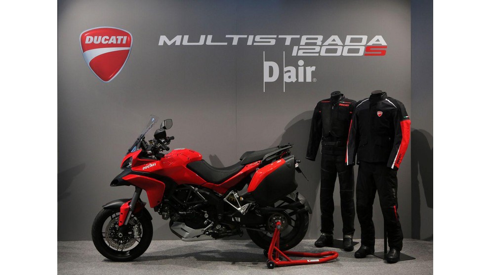 Ducati Multistrada 1200 S Touring - Слика 11
