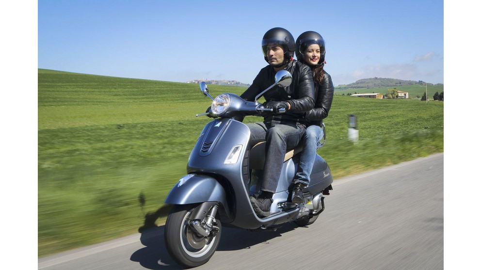 Vespa GTS 125 ie Super - Imagem 21