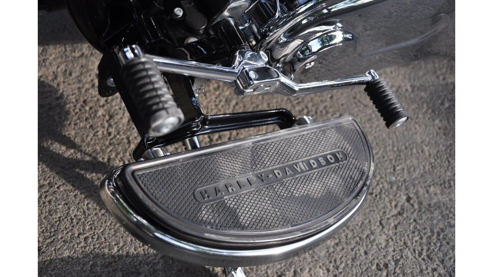 Harley-Davidson Softail Heritage Classic FLSTC - Obrázok 20