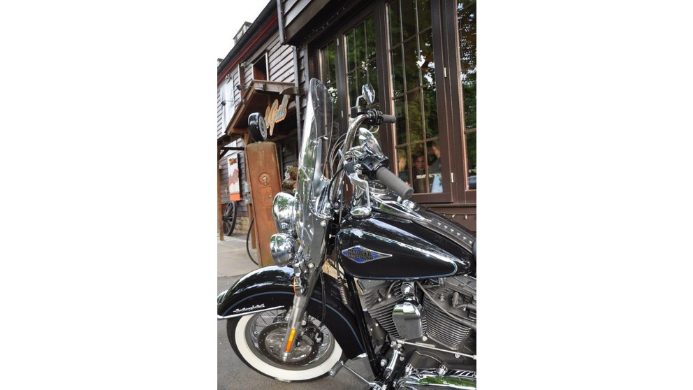 Harley-Davidson Softail Heritage Classic FLSTC - Kép 22