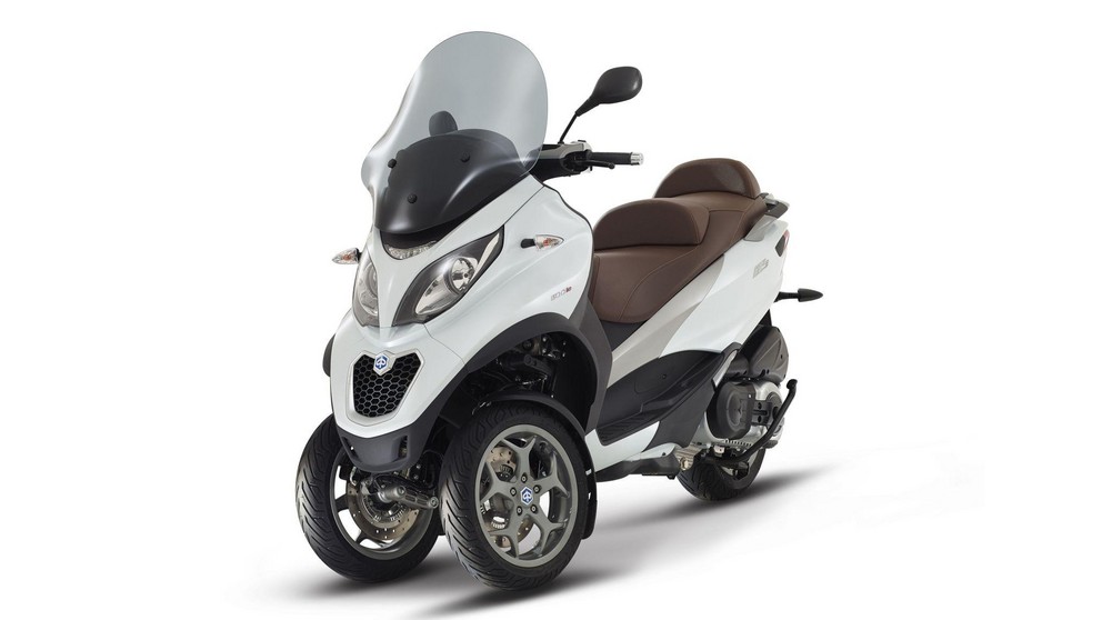 Piaggio MP3 500ie LT Business - Obrázek 23