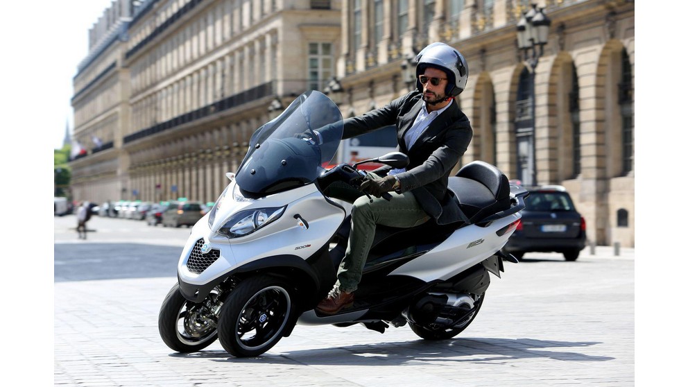 Piaggio MP3 500ie LT Business - Obrázok 24