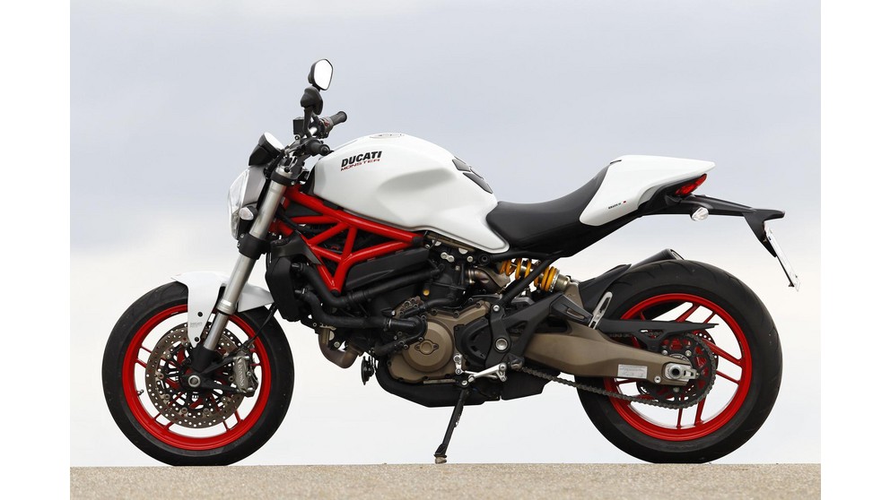 Ducati Monster 1200 - Resim 16