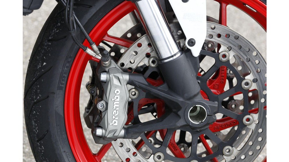 Ducati Monster 1200 - Resim 17