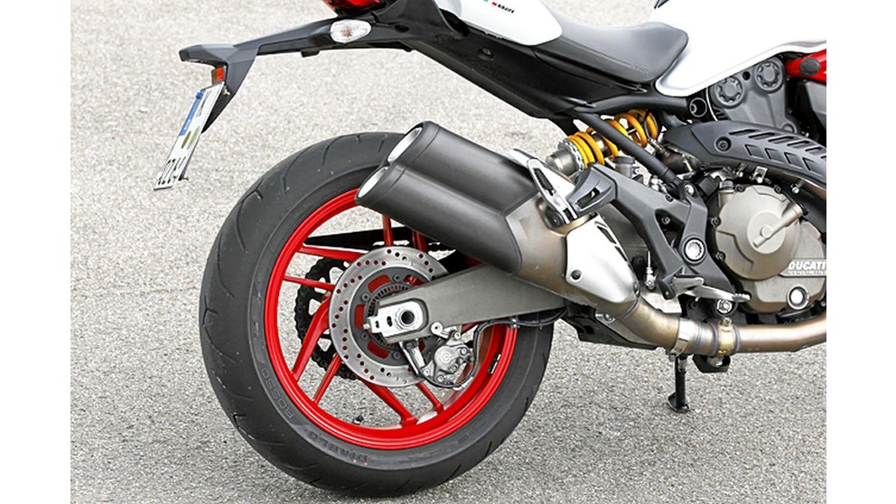 Ducati Monster 1200 - Resim 18