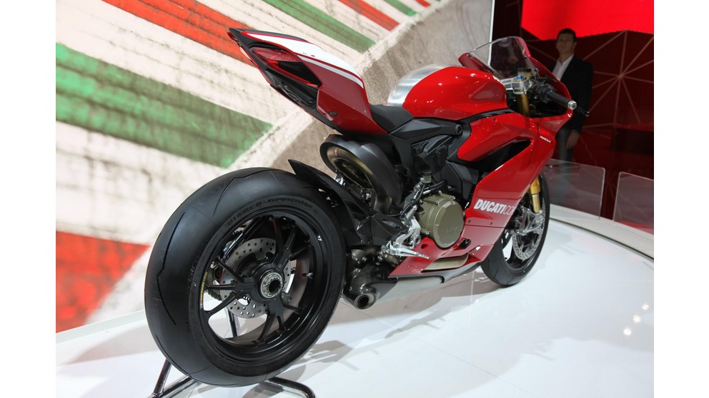 Ducati 1199 Panigale R - Bild 2