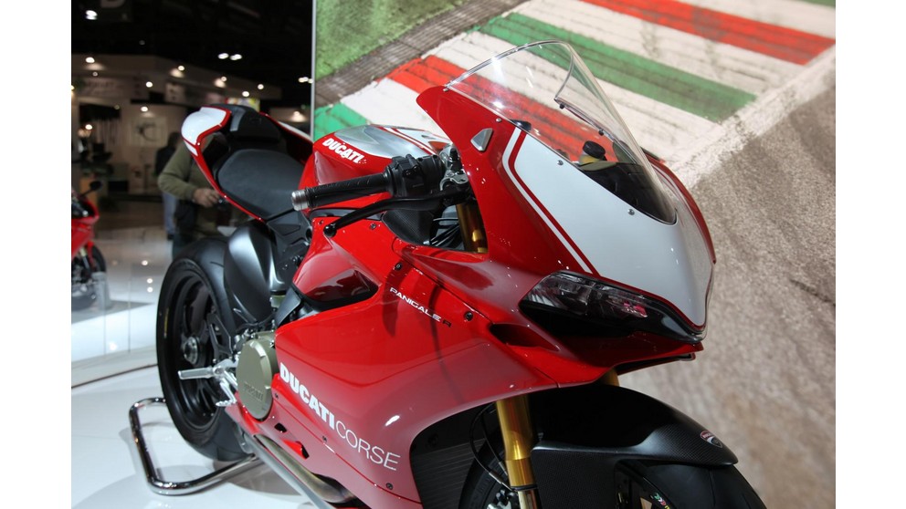 Ducati 1199 Panigale R - Bild 12