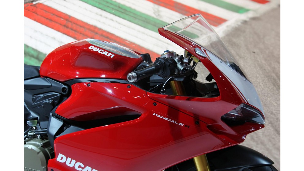 Ducati 1199 Panigale R - Bild 14