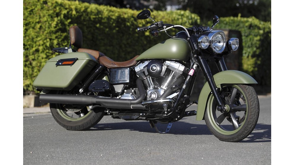 Harley-Davidson Dyna Switchback  FLD - Obrázok 10