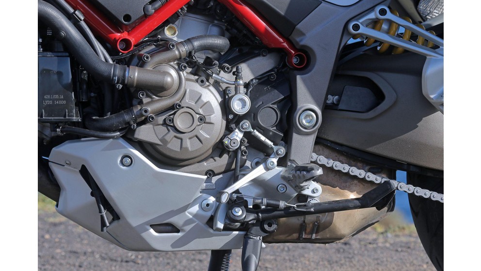 Ducati Multistrada 1200 S - Bild 16