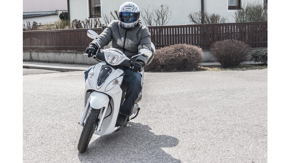 Kymco People One 125 - Slika 10