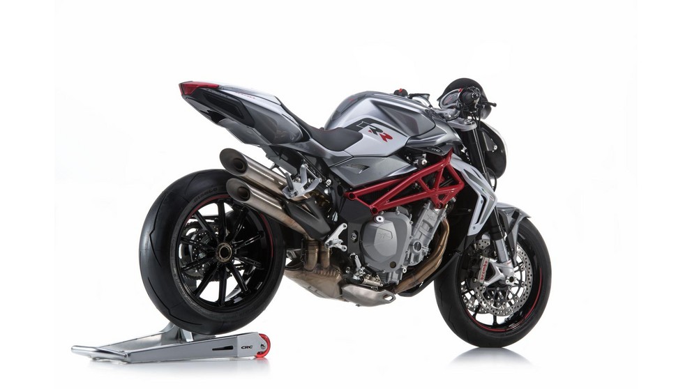 MV Agusta Brutale 1090 - Obrázok 7