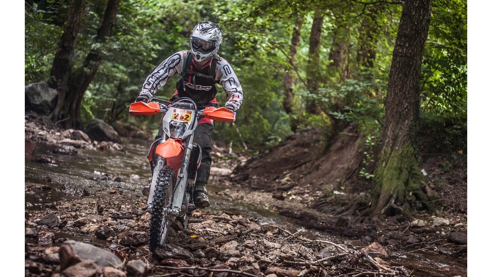 KTM 450 EXC - Imagem 20