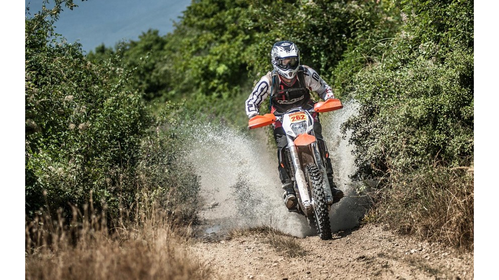 KTM 450 EXC - Imagem 22