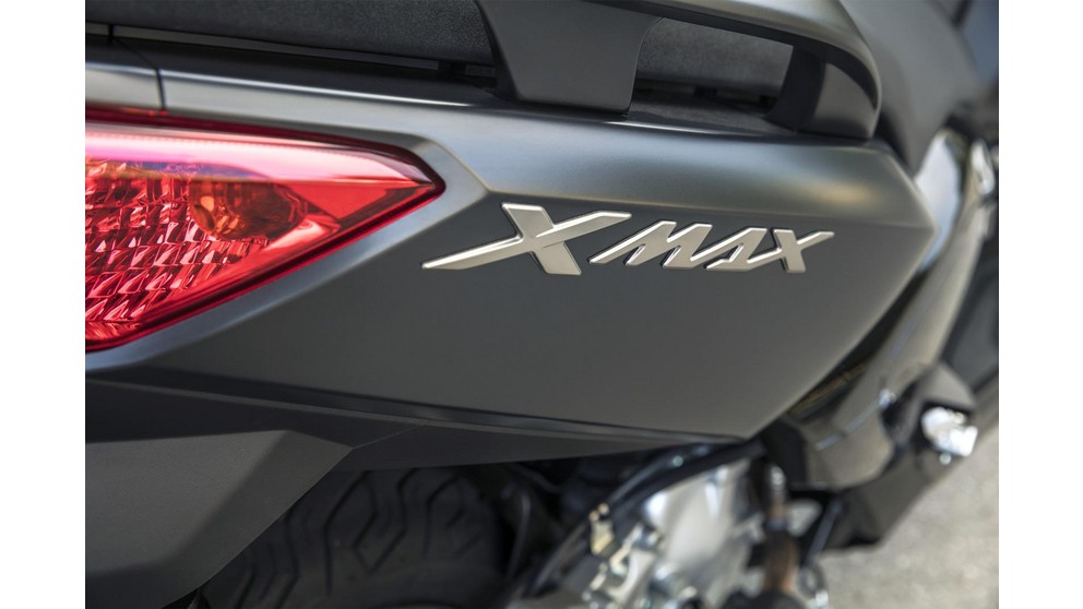 Yamaha X-Max 250 - Image 22
