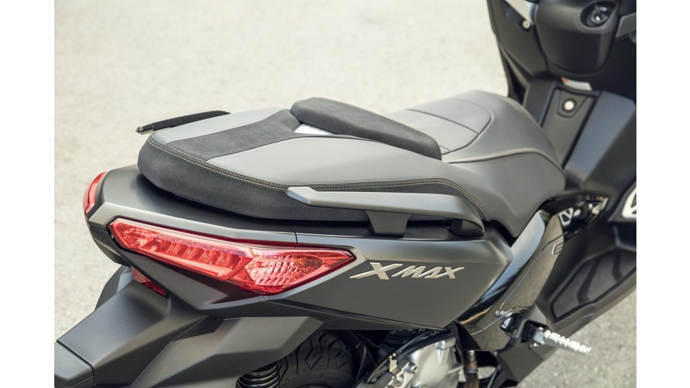 Yamaha X-Max 250 - Imagem 20