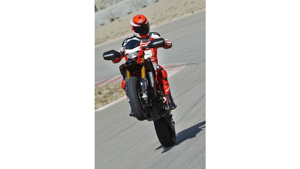 Ducati Hyperstrada - Bild 13