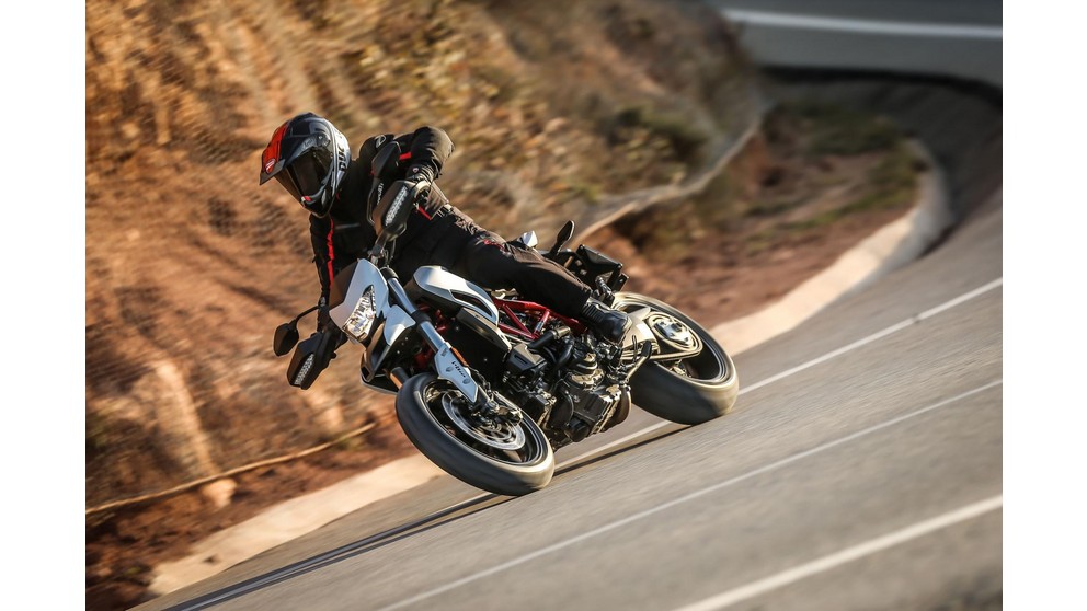 Ducati Hyperstrada - Immagine 20