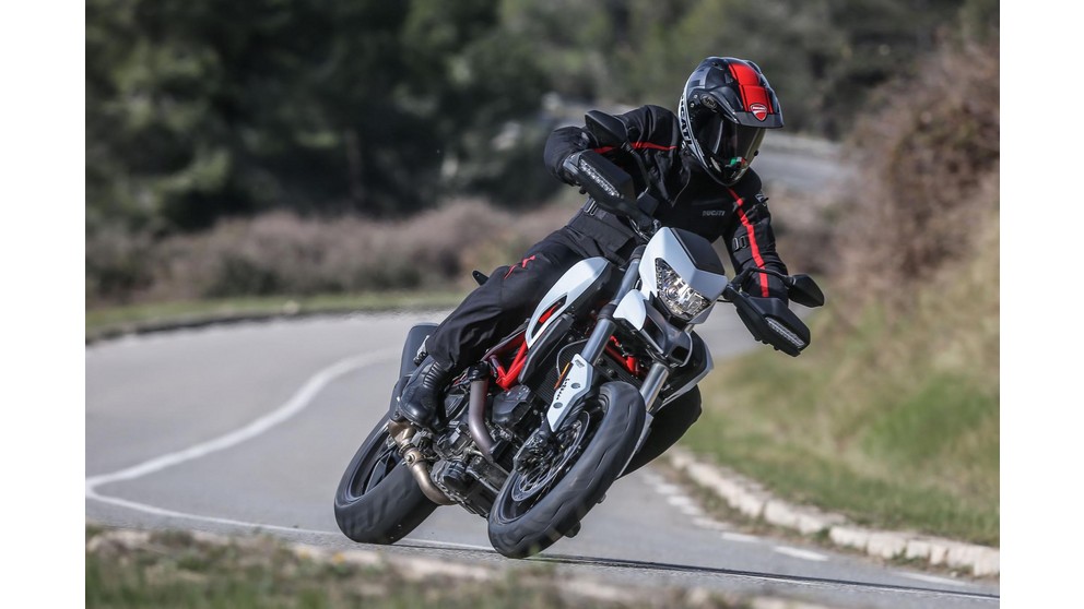 Ducati Hyperstrada - Obraz 22