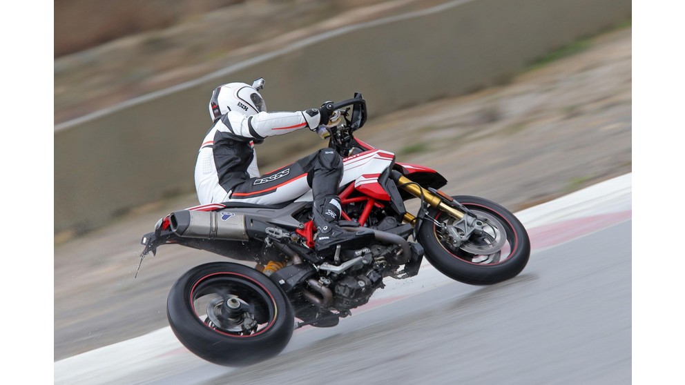 Ducati Hyperstrada - Immagine 23