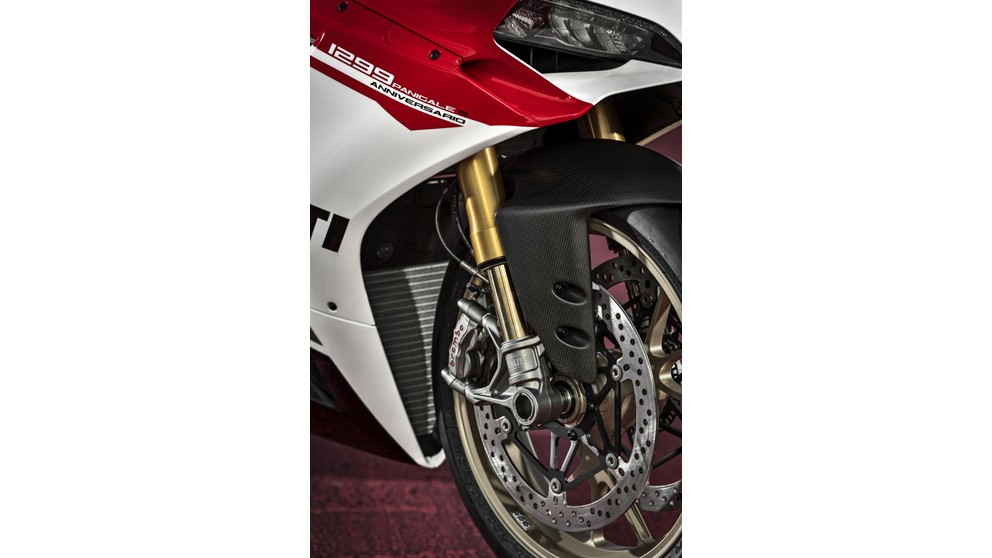 Ducati 1299 Panigale S - afbeelding 23