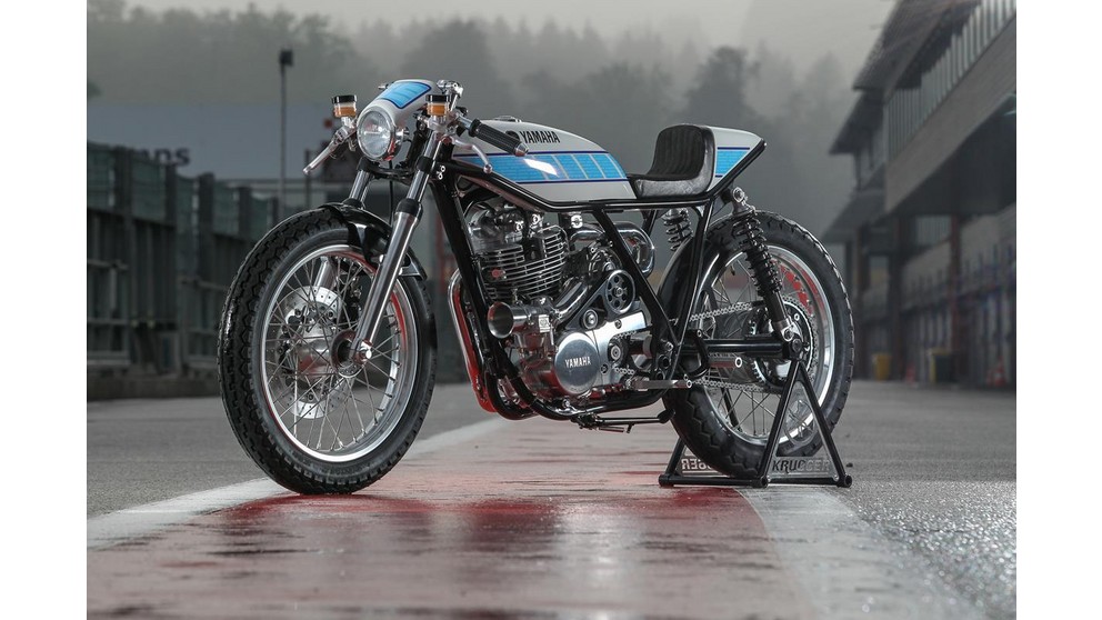 Yamaha SR 400 - Obrázok 23