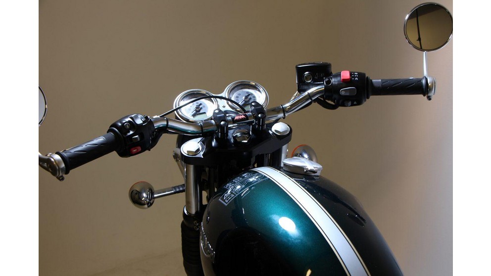 Triumph Thruxton - Imagem 12