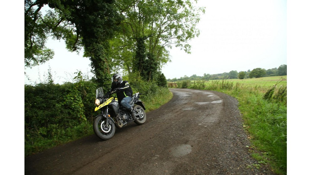 Suzuki V-Strom 250 - Slika 24