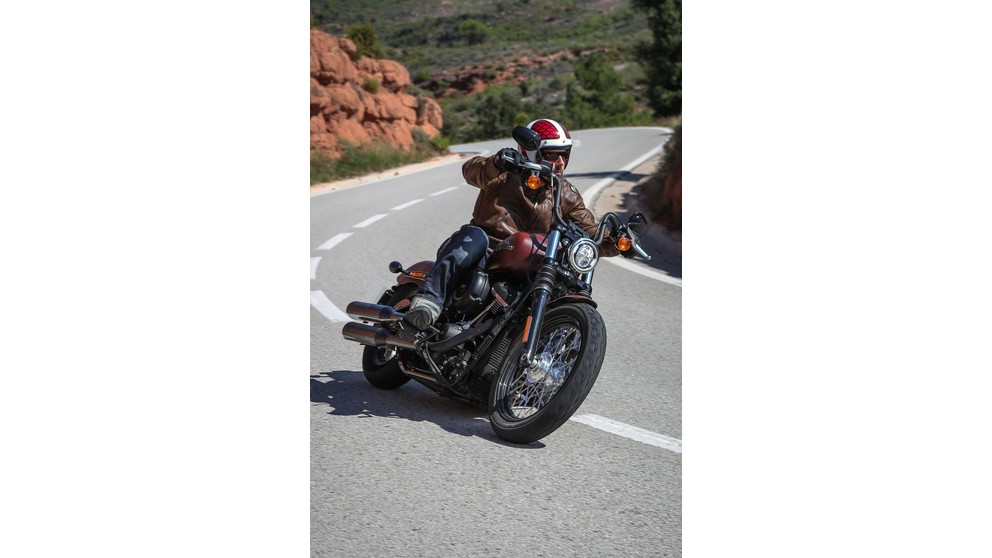 Harley-Davidson Softail Breakout 114 FXBRS - Bild 16