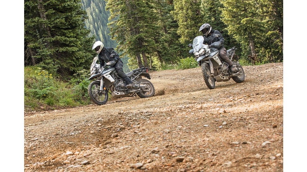 Triumph Tiger 800 - Imagem 22