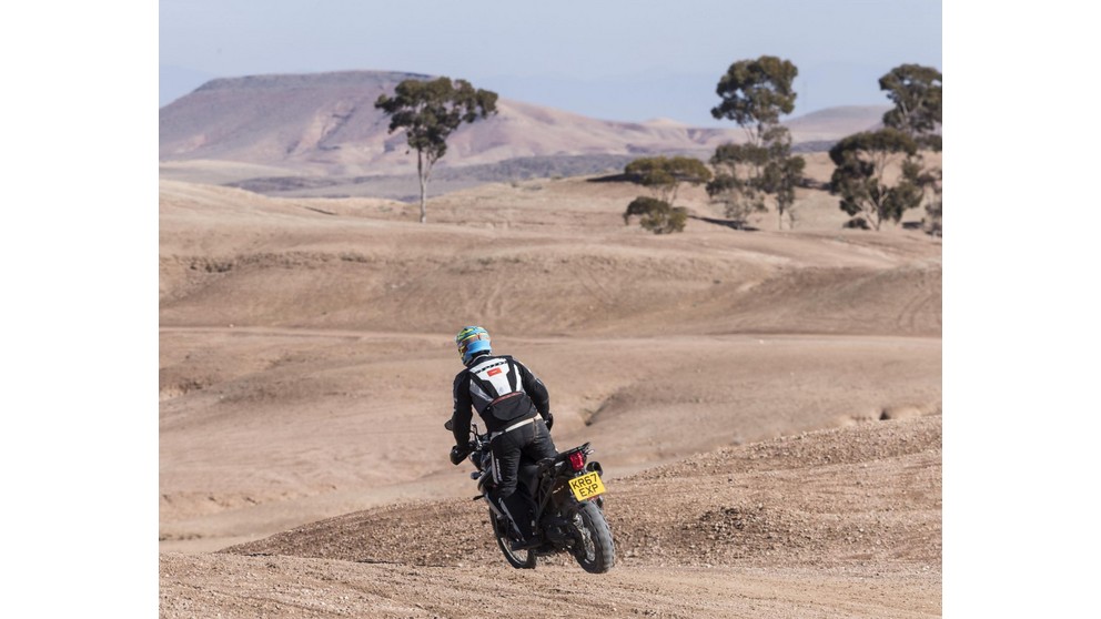 Triumph Tiger 800 XRT - Obrázok 22