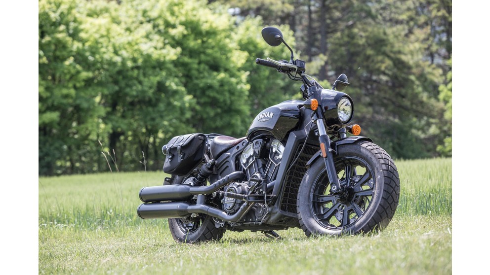 Indian Scout Bobber 1131 - Слика 19
