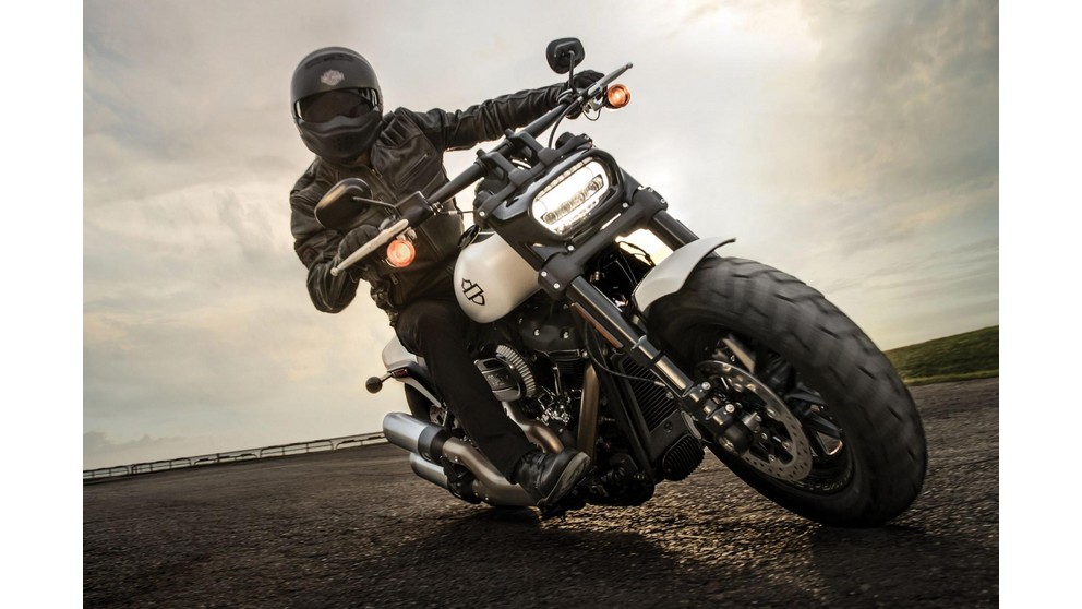 Harley-Davidson Softail Fat Bob FXFB - Слика 6