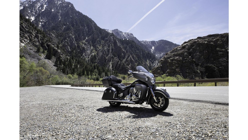 Indian Chief Roadmaster - Immagine 8