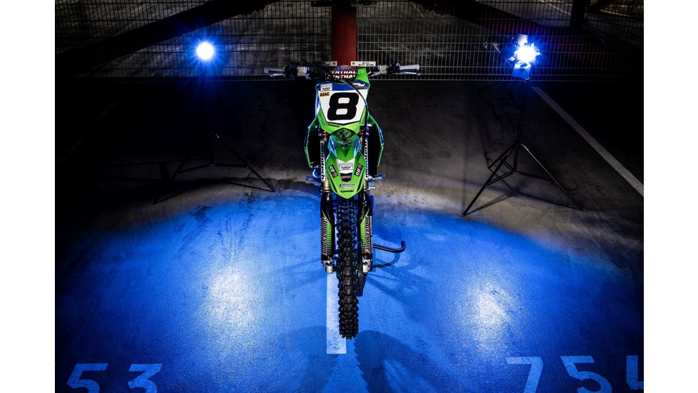 Kawasaki KX450F - Imagen 4