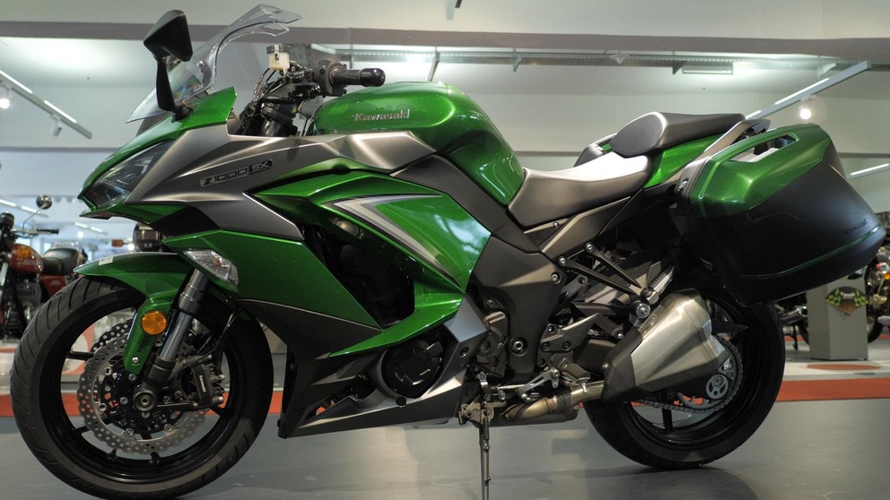 Kawasaki Z1000SX - Imagem 22