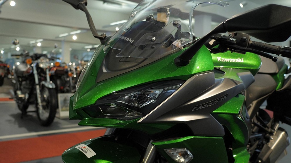 Kawasaki Z1000SX - Imagem 24